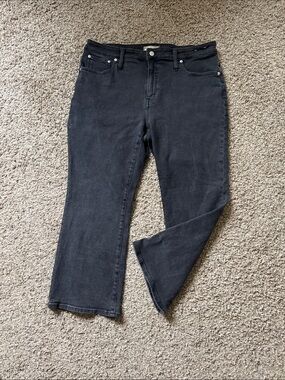 Madewell The Curvy Kick Out Black Wide-Leg Cropped Jeans